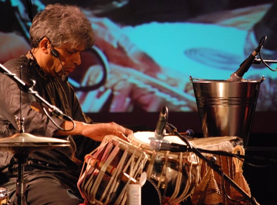 Les alliages iconoclastes de Trilok Gurtu embrasent Pleyel